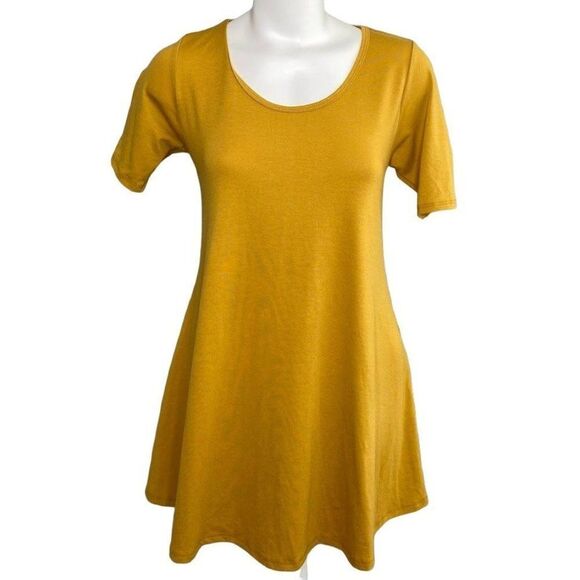 LuLaRoe Solid Mustard Yellow Perfect T Swing Short Sleeve Top sz XXS - Picture 1 of 6